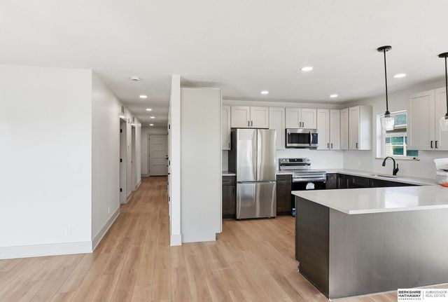 2210 N 26th Street, Omaha, NE 68111