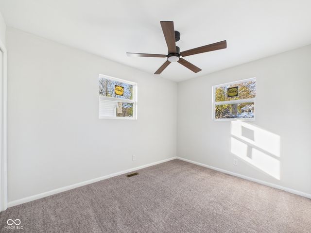 10 W 41st Street, Anderson, IN 46013