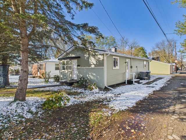 10 W 41st Street, Anderson, IN 46013