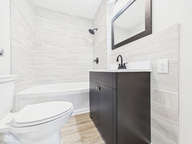 10 W 41st Street, Anderson, IN 46013