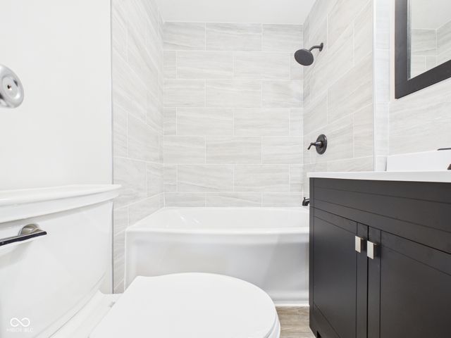 10 W 41st Street, Anderson, IN 46013