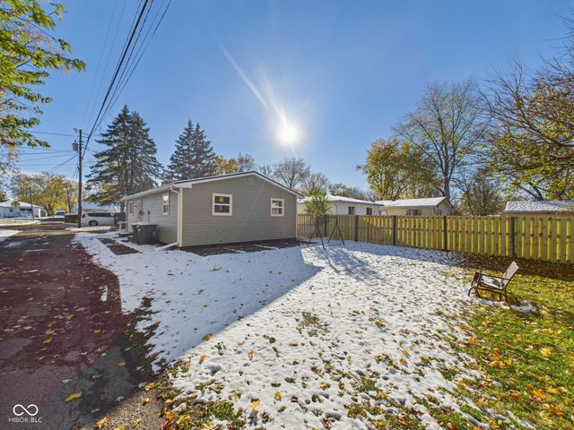 10 W 41st Street, Anderson, IN 46013