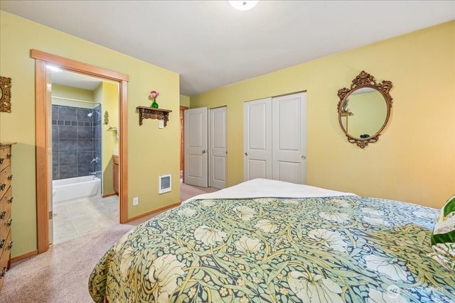 8918 129th Avenue Ct, Anderson Island, WA 98303