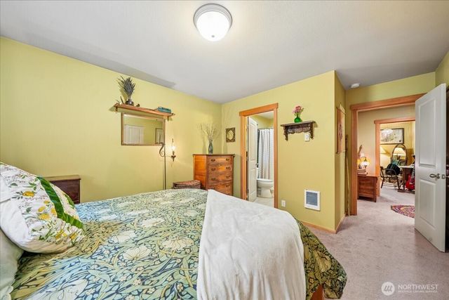 8918 129th Avenue Ct, Anderson Island, WA 98303