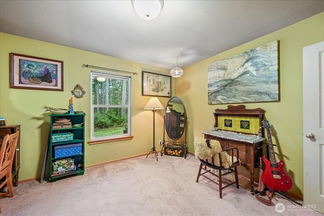 8918 129th Avenue Ct, Anderson Island, WA 98303