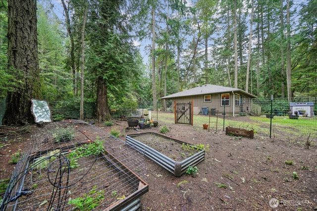 8918 129th Avenue Ct, Anderson Island, WA 98303
