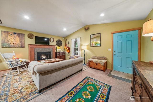 8918 129th Avenue Ct, Anderson Island, WA 98303