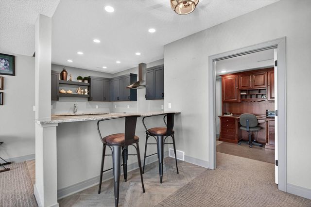 5235 Pigeon Creek Trail, Bettendorf, IA 52722