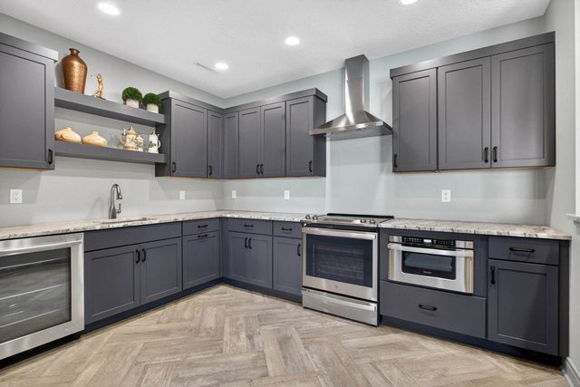 5235 Pigeon Creek Trail, Bettendorf, IA 52722