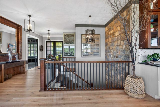 5235 Pigeon Creek Trail, Bettendorf, IA 52722