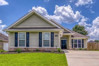 7389 Farmers Rd, Pensacola, FL 32526