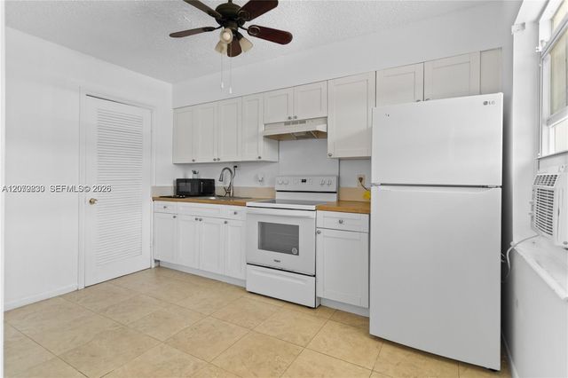609 NE 6th Court C, Boynton Beach, FL 33435