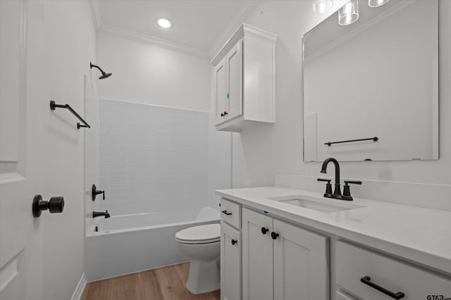 7902 Greenhill Drive, Tyler, TX 75703