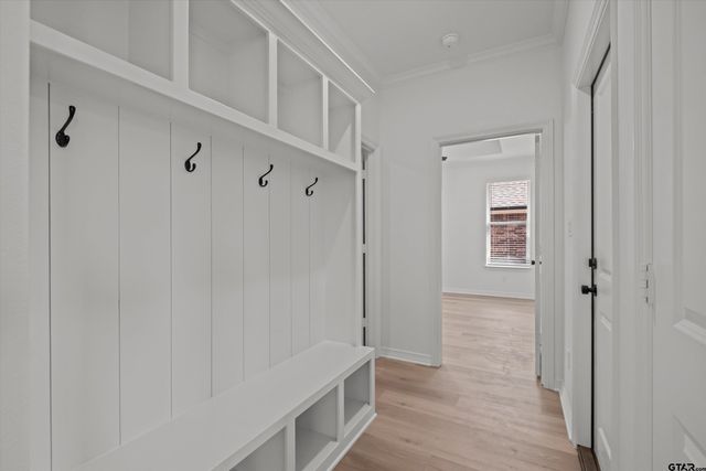 7902 Greenhill Drive, Tyler, TX 75703