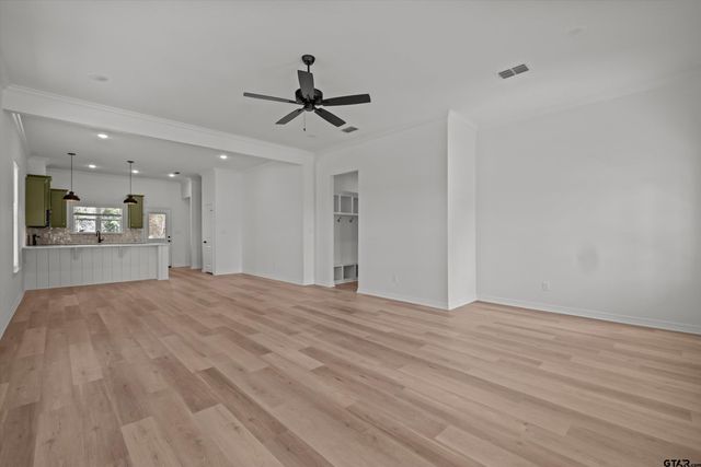 7902 Greenhill Drive, Tyler, TX 75703