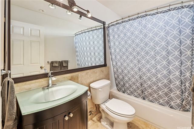 94-1066 Kikepa Street 193, Waipahu, HI 96797