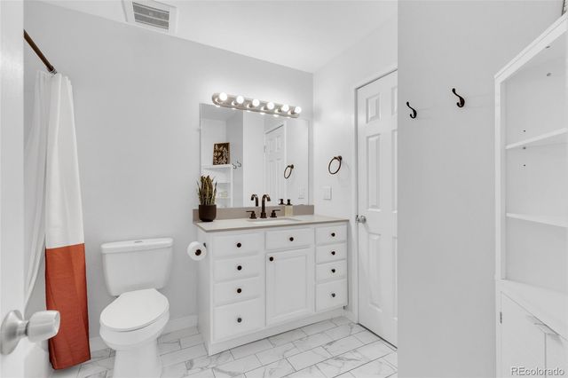 9240 E Lehigh Avenue, Denver, CO 80237