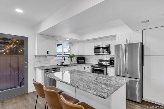 9240 E Lehigh Avenue, Denver, CO 80237