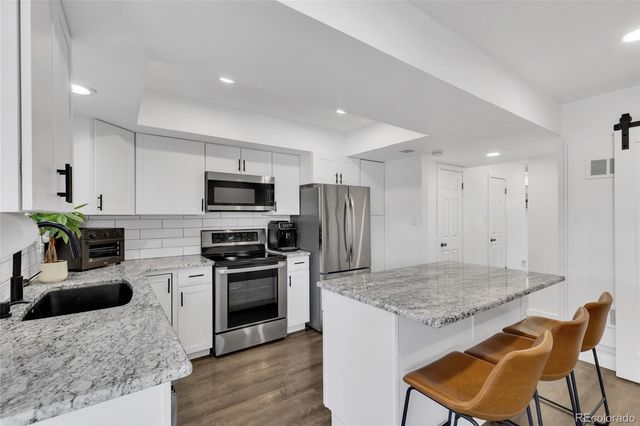 9240 E Lehigh Avenue, Denver, CO 80237
