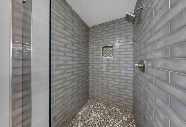 9211 RIVER COVE DRIVE, Riverview, FL 33578