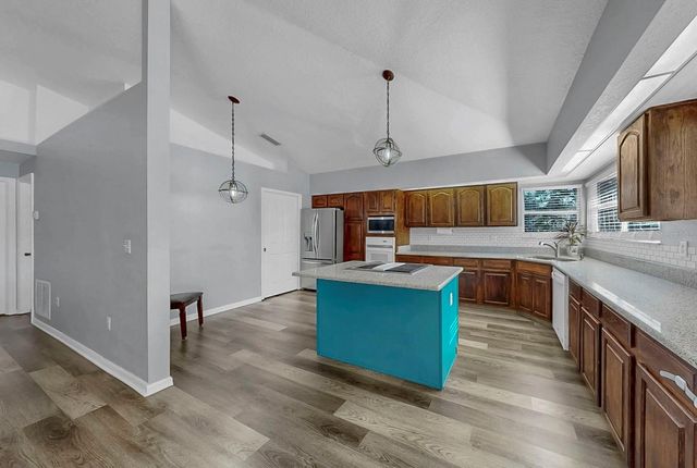 9211 RIVER COVE DRIVE, Riverview, FL 33578