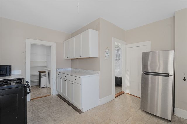 21 Spring Street 2, Newport, RI 02840