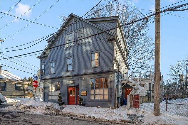 21 Spring Street 2, Newport, RI 02840