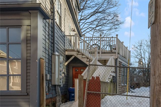 21 Spring Street 2, Newport, RI 02840