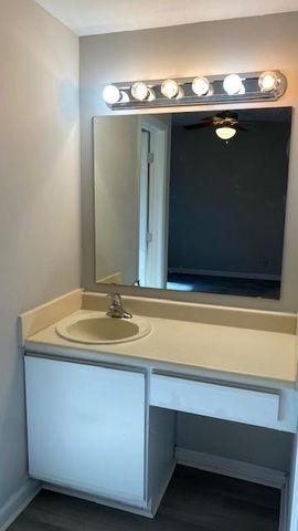 901 Ivy Green Lane SE, Marietta, GA 30067