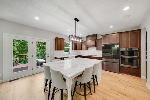 6848 Lanewood Lane N, Maple Grove, MN 55311