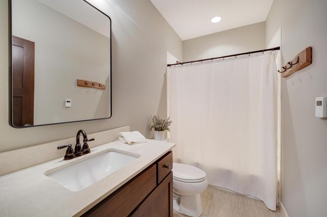 6848 Lanewood Lane N, Maple Grove, MN 55311