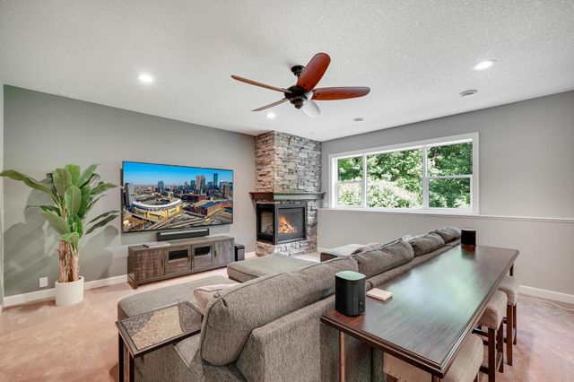 6848 Lanewood Lane N, Maple Grove, MN 55311