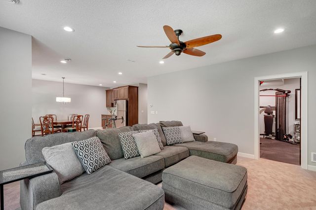 6848 Lanewood Lane N, Maple Grove, MN 55311