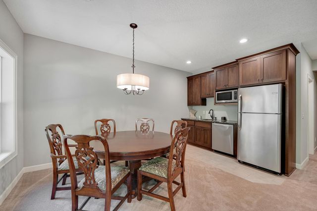 6848 Lanewood Lane N, Maple Grove, MN 55311