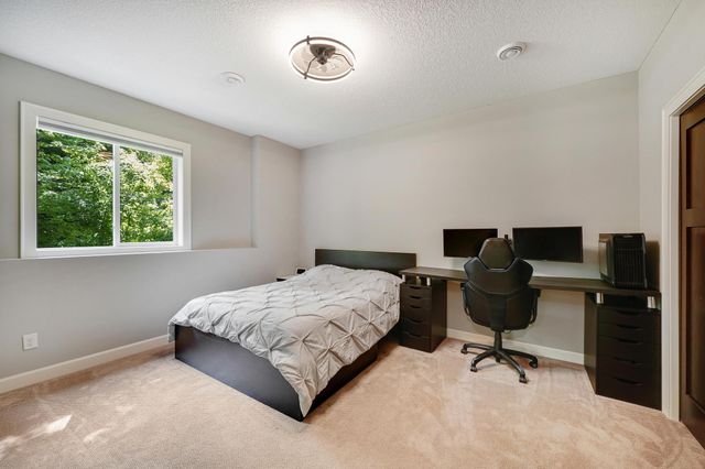 6848 Lanewood Lane N, Maple Grove, MN 55311