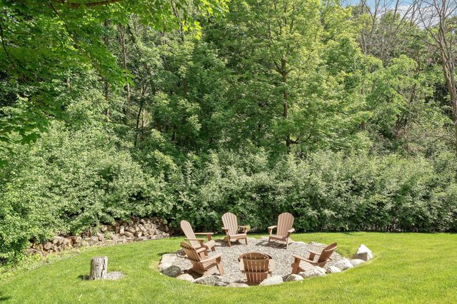6848 Lanewood Lane N, Maple Grove, MN 55311