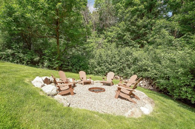 6848 Lanewood Lane N, Maple Grove, MN 55311