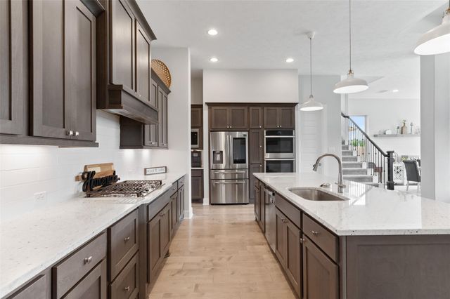 1102 Mcmurtry Ridge Drive, Katy, TX 77494