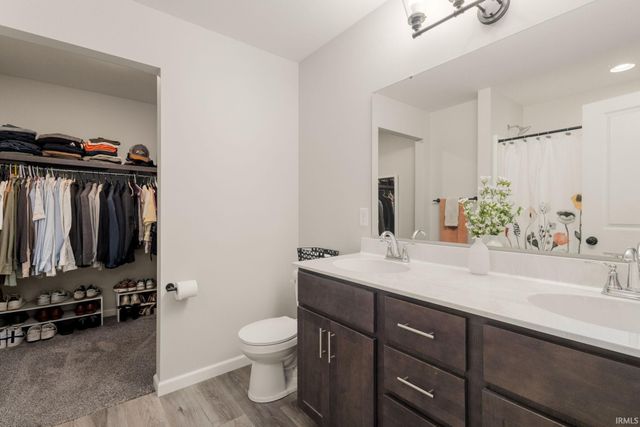 54895 Moonfish Court, Middlebury, IN 46540