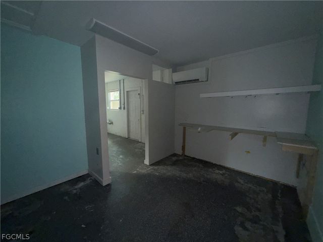 9112 Pineapple RD, Fort Myers, FL 33967