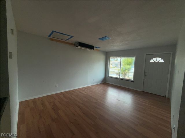 9112 Pineapple RD, Fort Myers, FL 33967