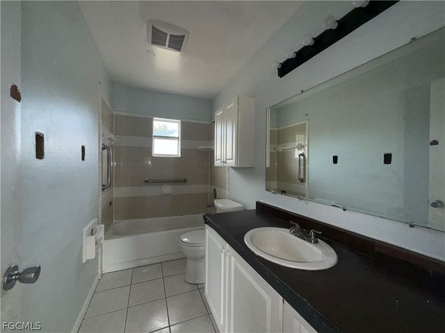 9112 Pineapple RD, Fort Myers, FL 33967