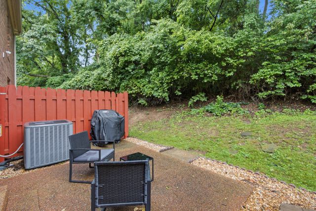 220 Riverstone Ct, Nashville, TN 37214