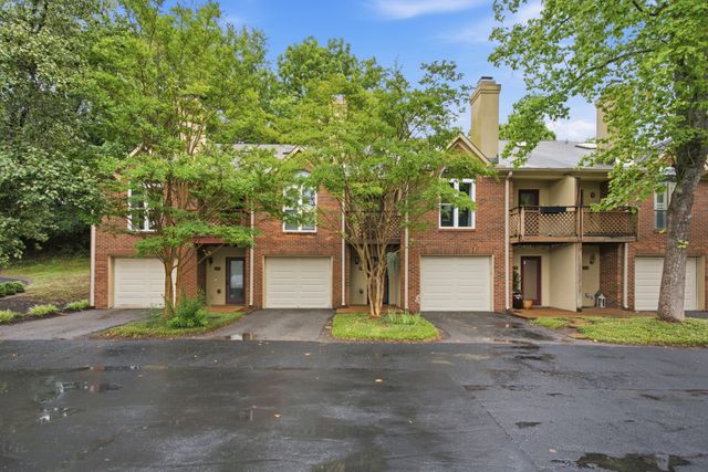 220 Riverstone Ct, Nashville, TN 37214