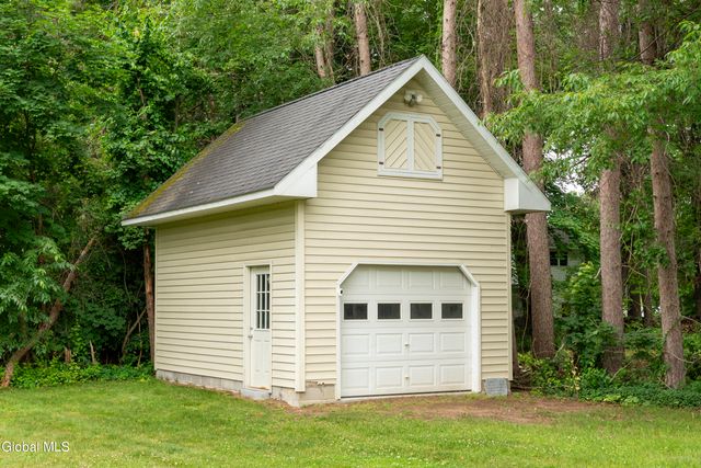 72 Pashley Road, Glenville, NY 12302