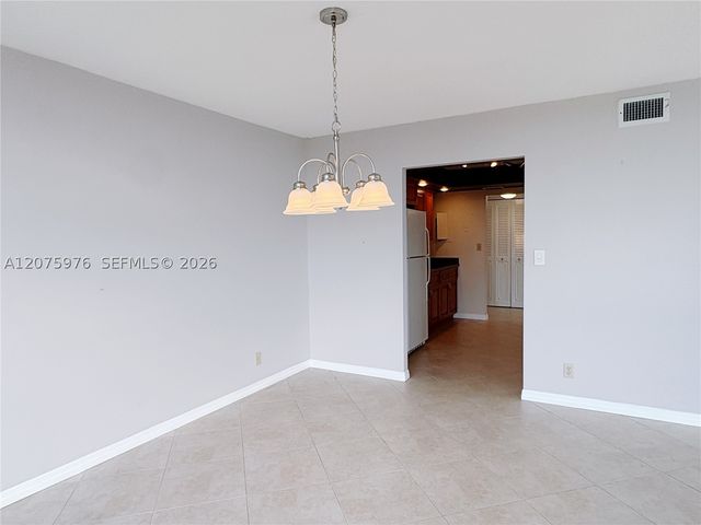 800 Parkview Dr 909, Hallandale Beach, FL 33009