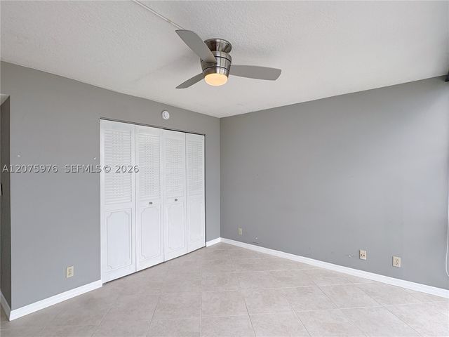 800 Parkview Dr 909, Hallandale Beach, FL 33009