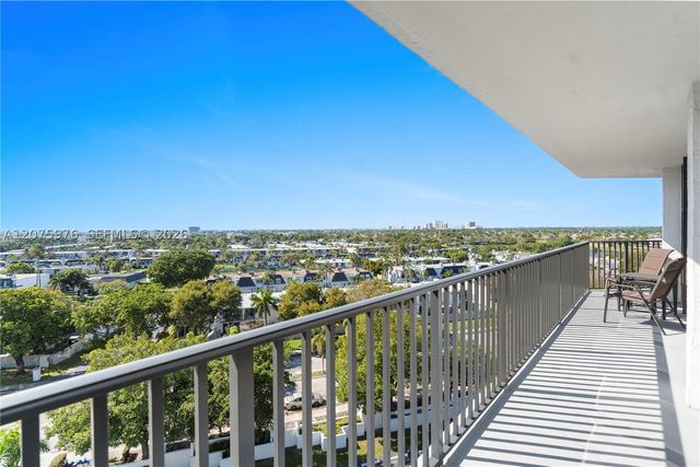 800 Parkview Dr 909, Hallandale Beach, FL 33009
