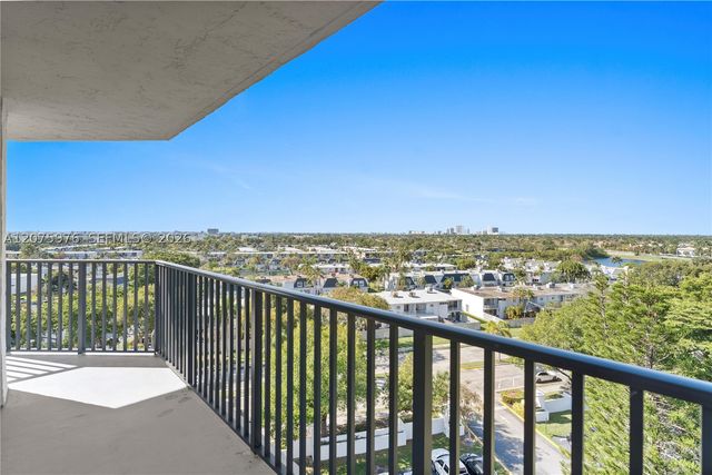 800 Parkview Dr 909, Hallandale Beach, FL 33009