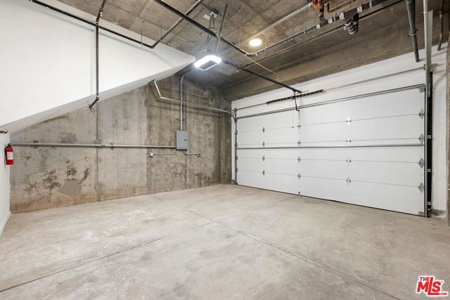 1227 N Formosa Avenue 2, West Hollywood, CA 90046